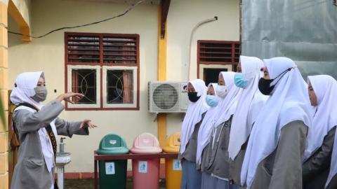 Apel Pagi 6